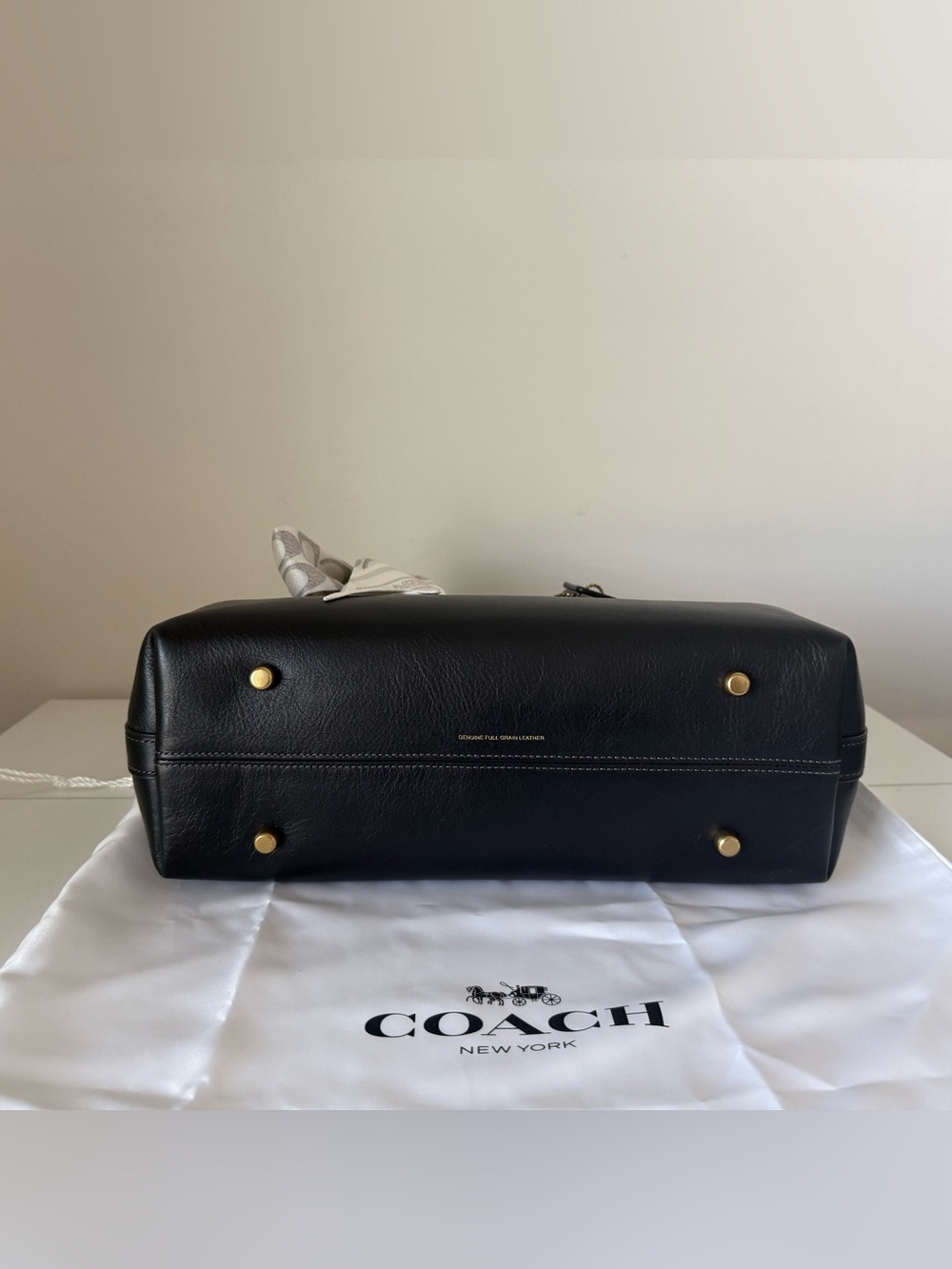 Coach Empire 28 black w/Coach Skinny Scarf - Picture 5 of 16